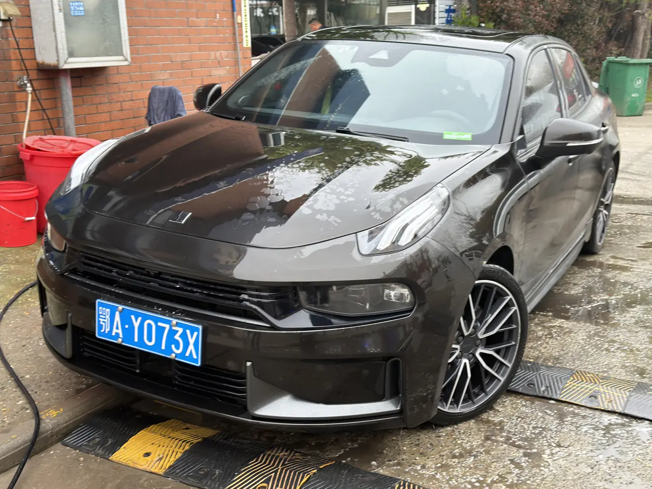 Lynk & Co 03