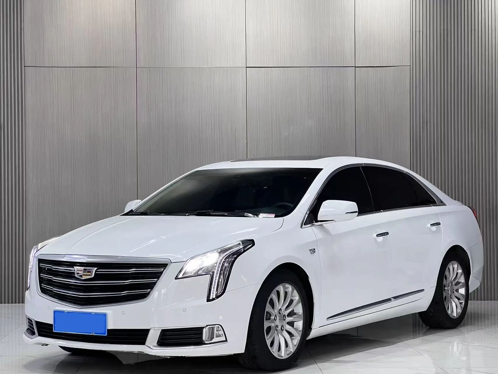 Cadillac XTS