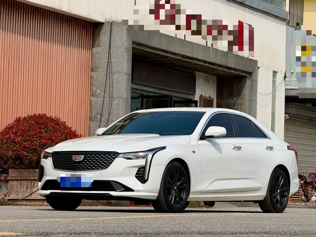 Cadillac CT4