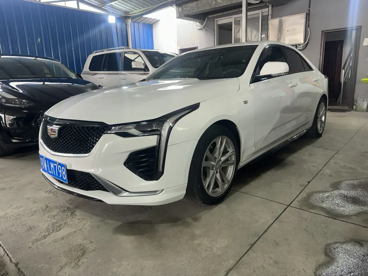 Cadillac CT4