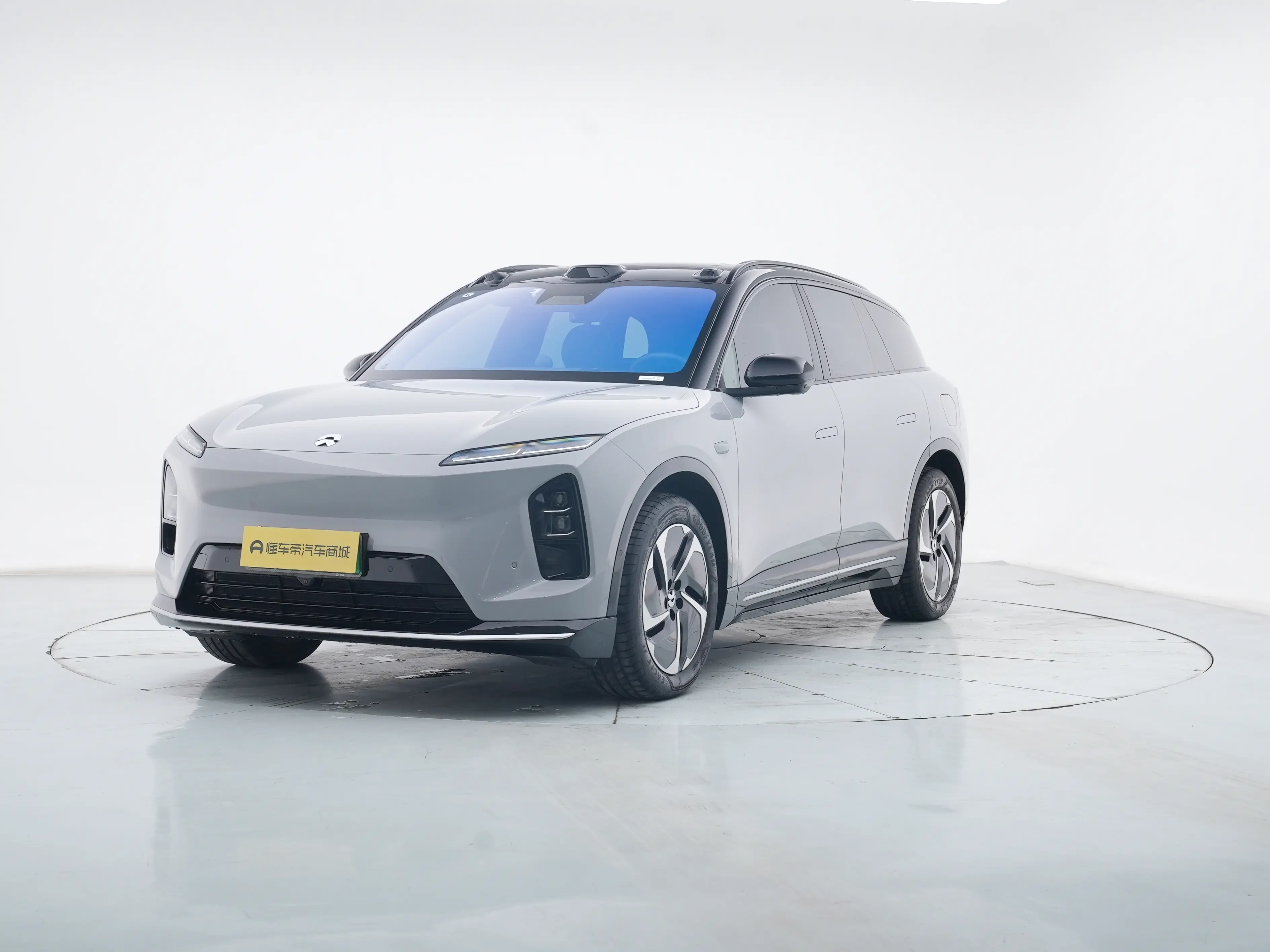 NIO ES6