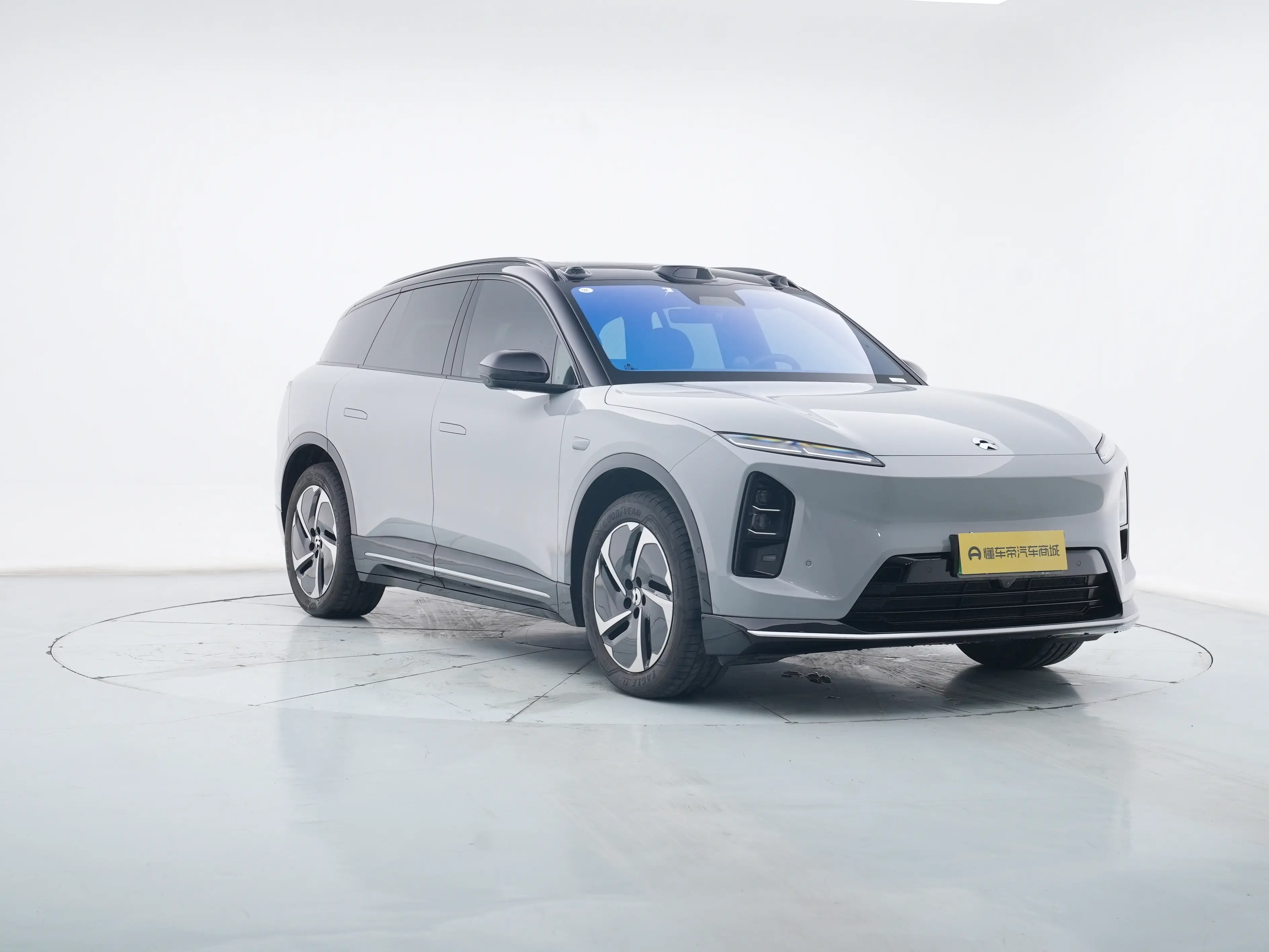 NIO ES6