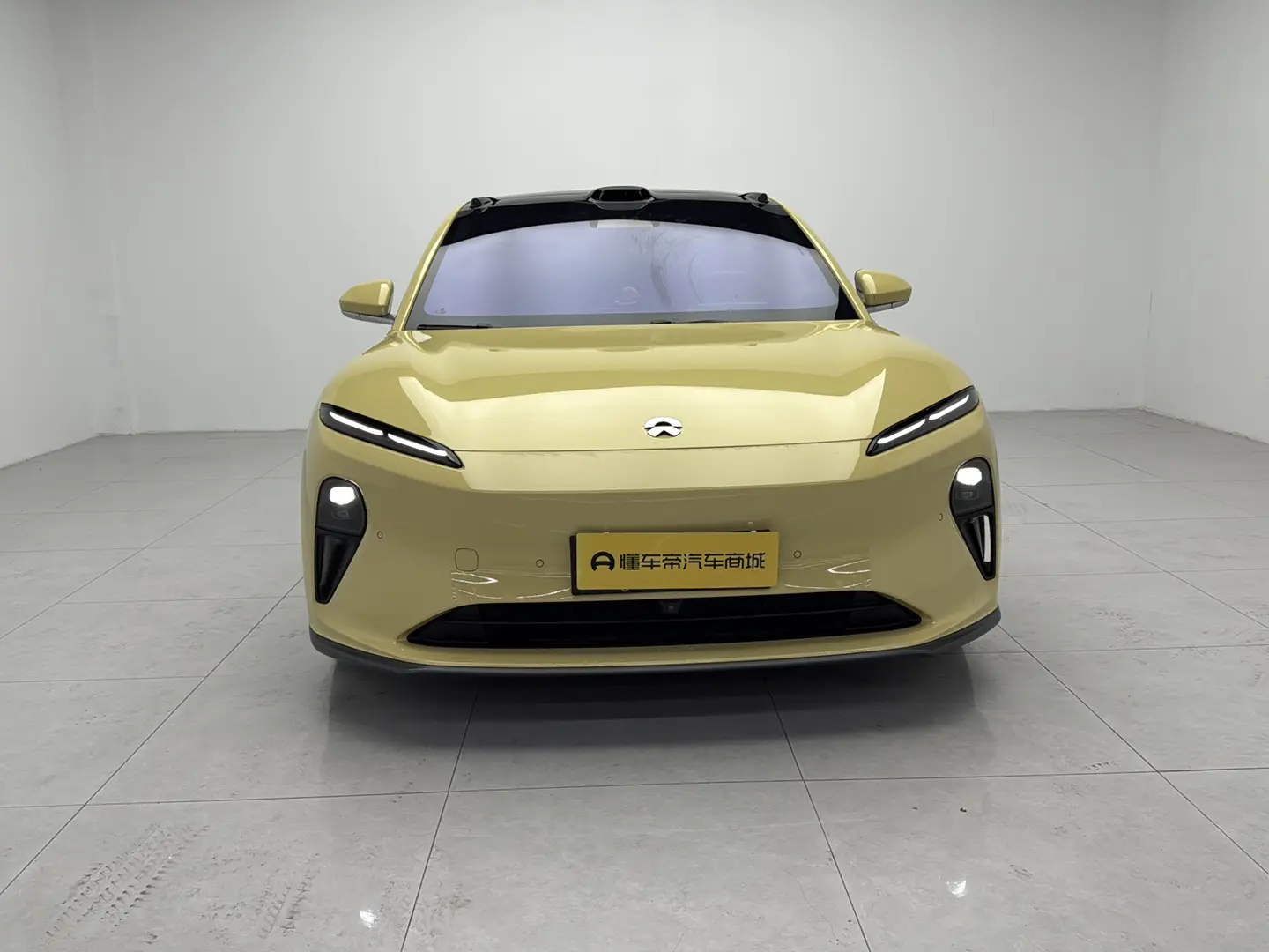 NIO ET5