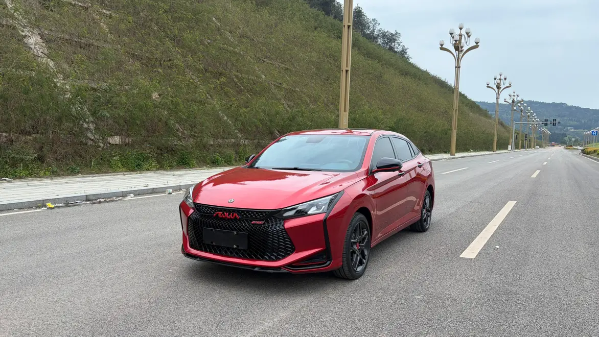 Dongfeng Yixuan