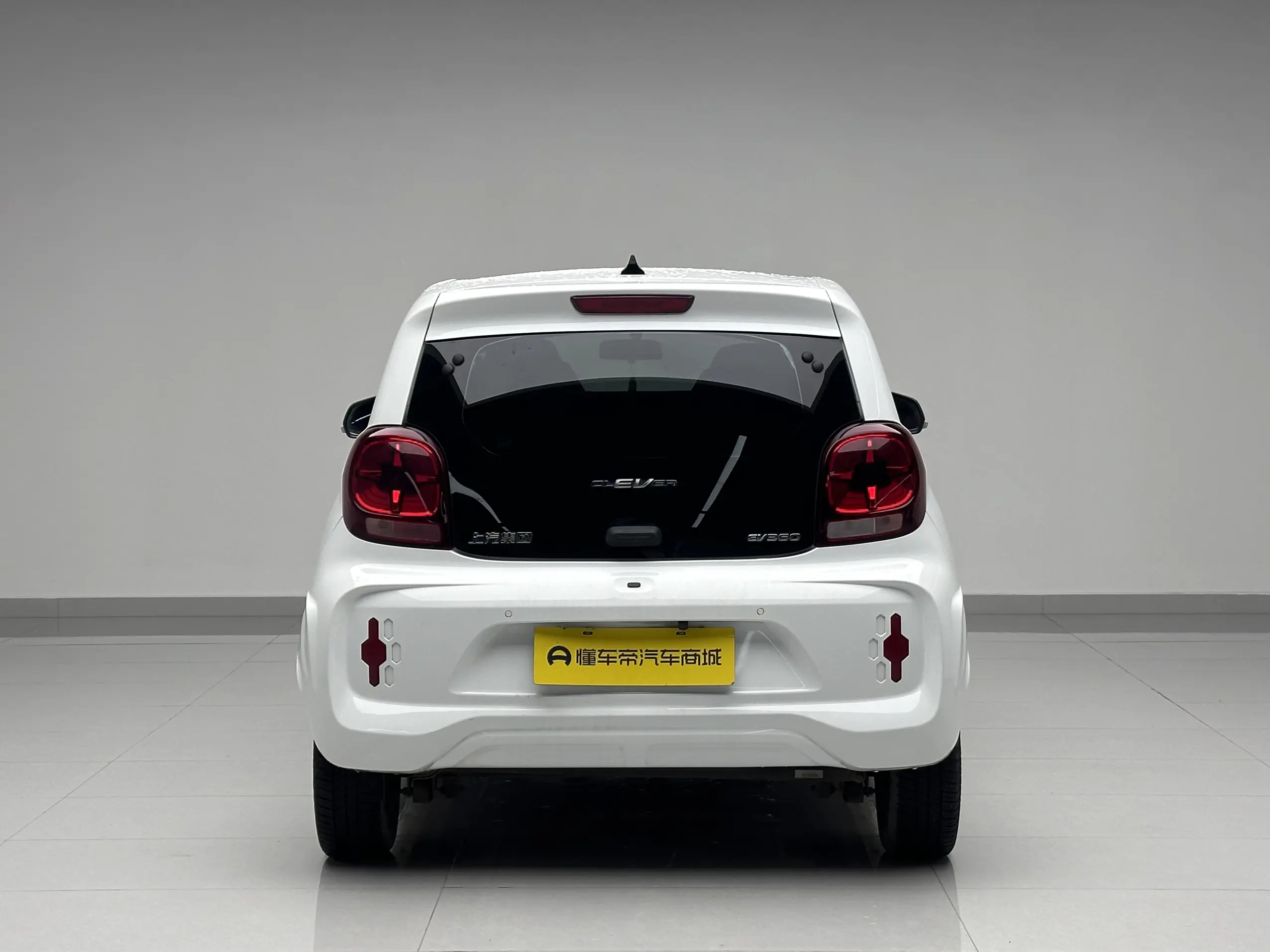 Roewe CLEVER  из Китая