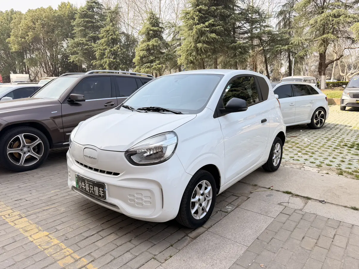 Roewe CLEVER  из Китая