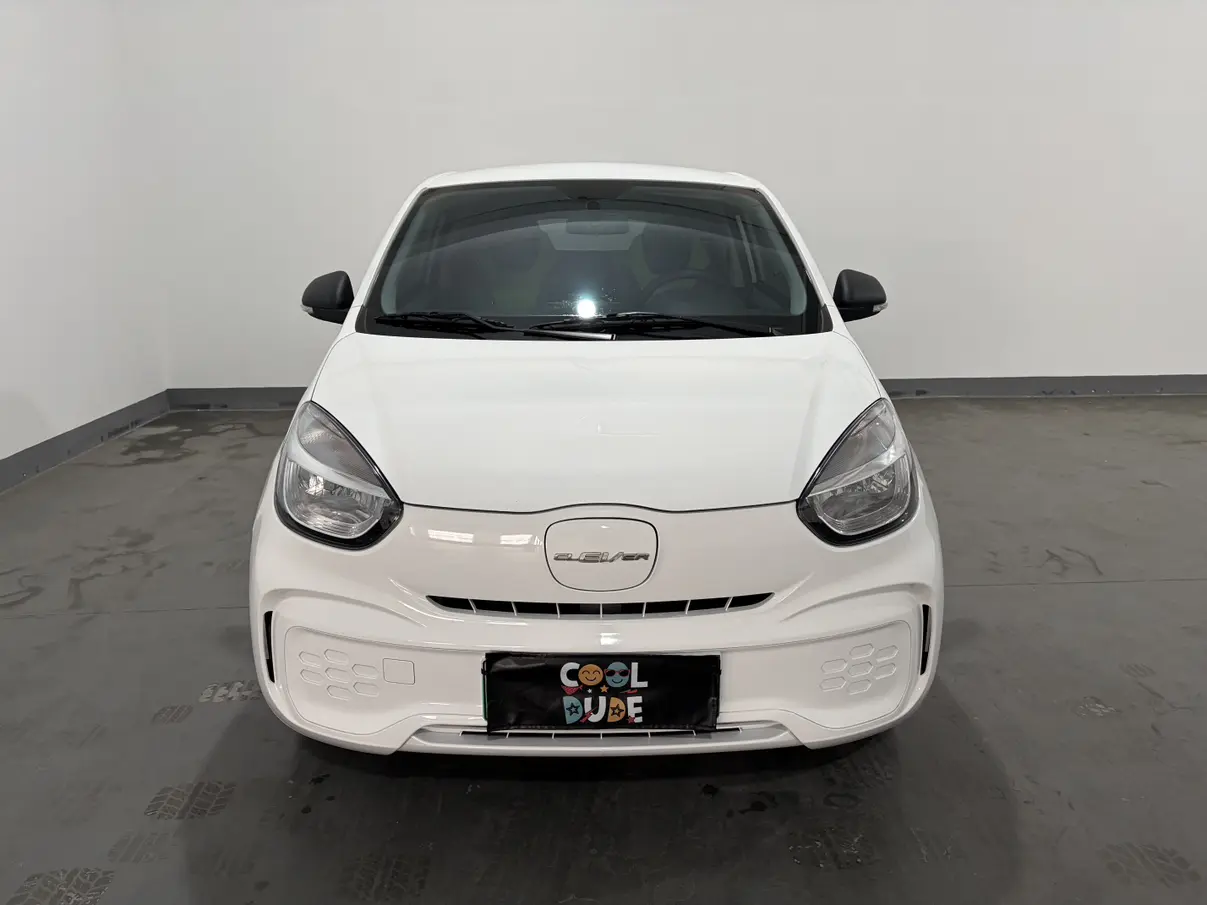 Roewe CLEVER  из Китая