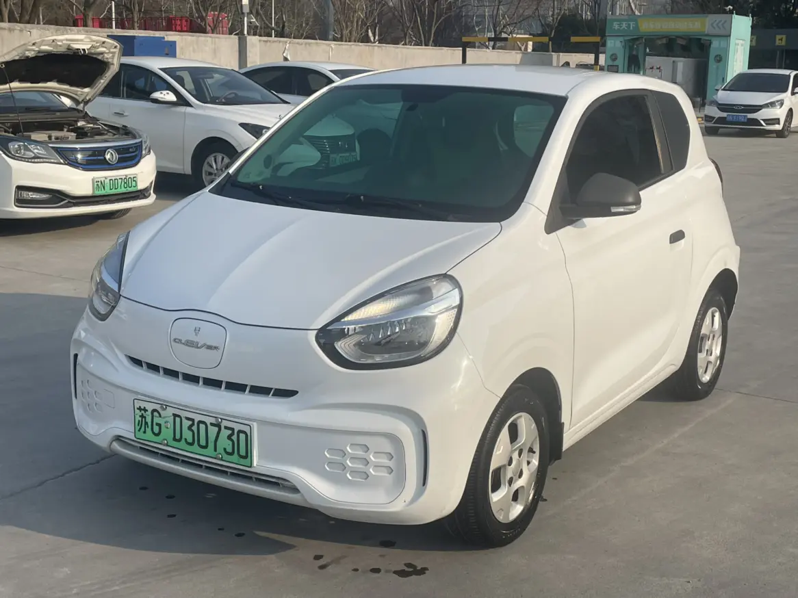 Roewe CLEVER  из Китая