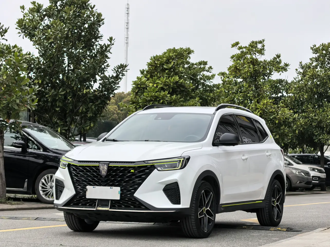 Roewe RX5