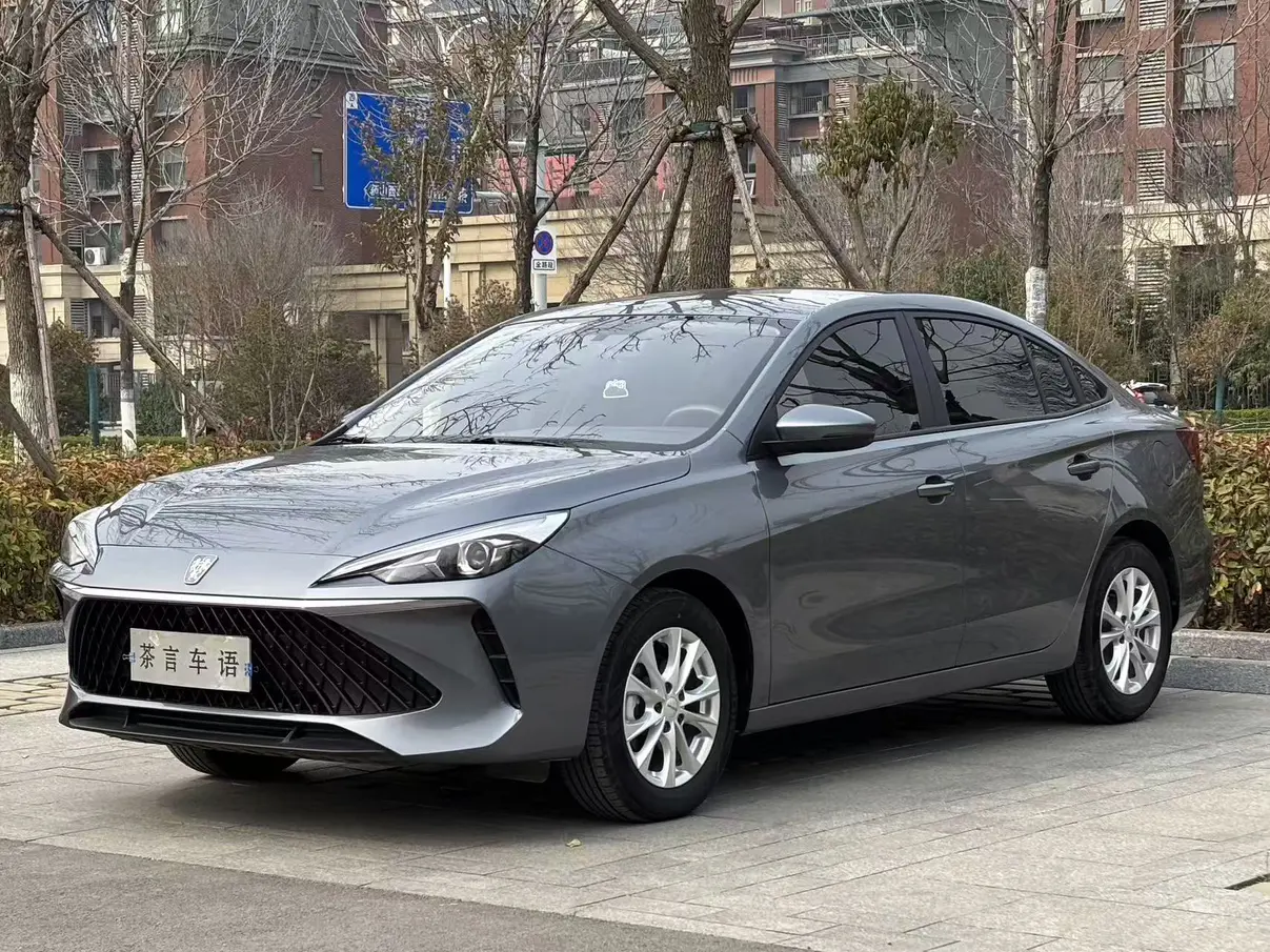 Roewe i5
