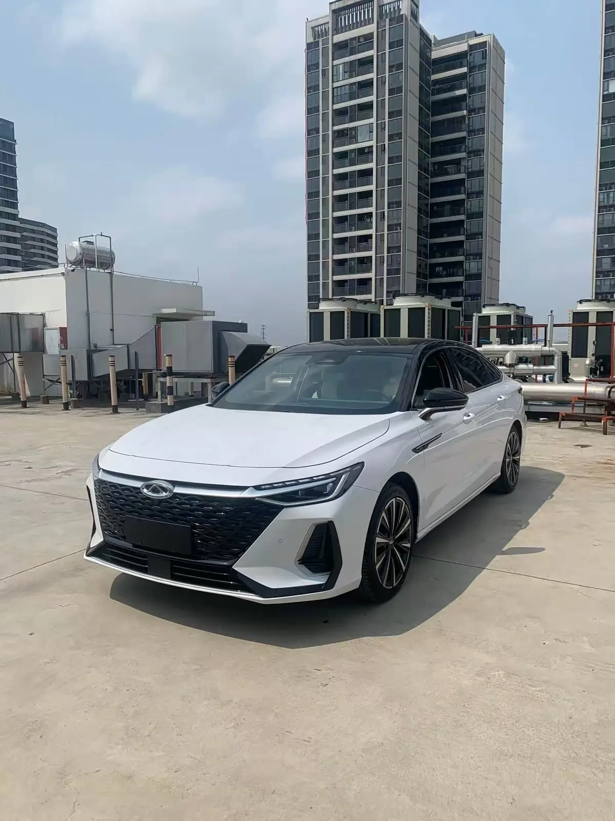 Chery Arrizo 8