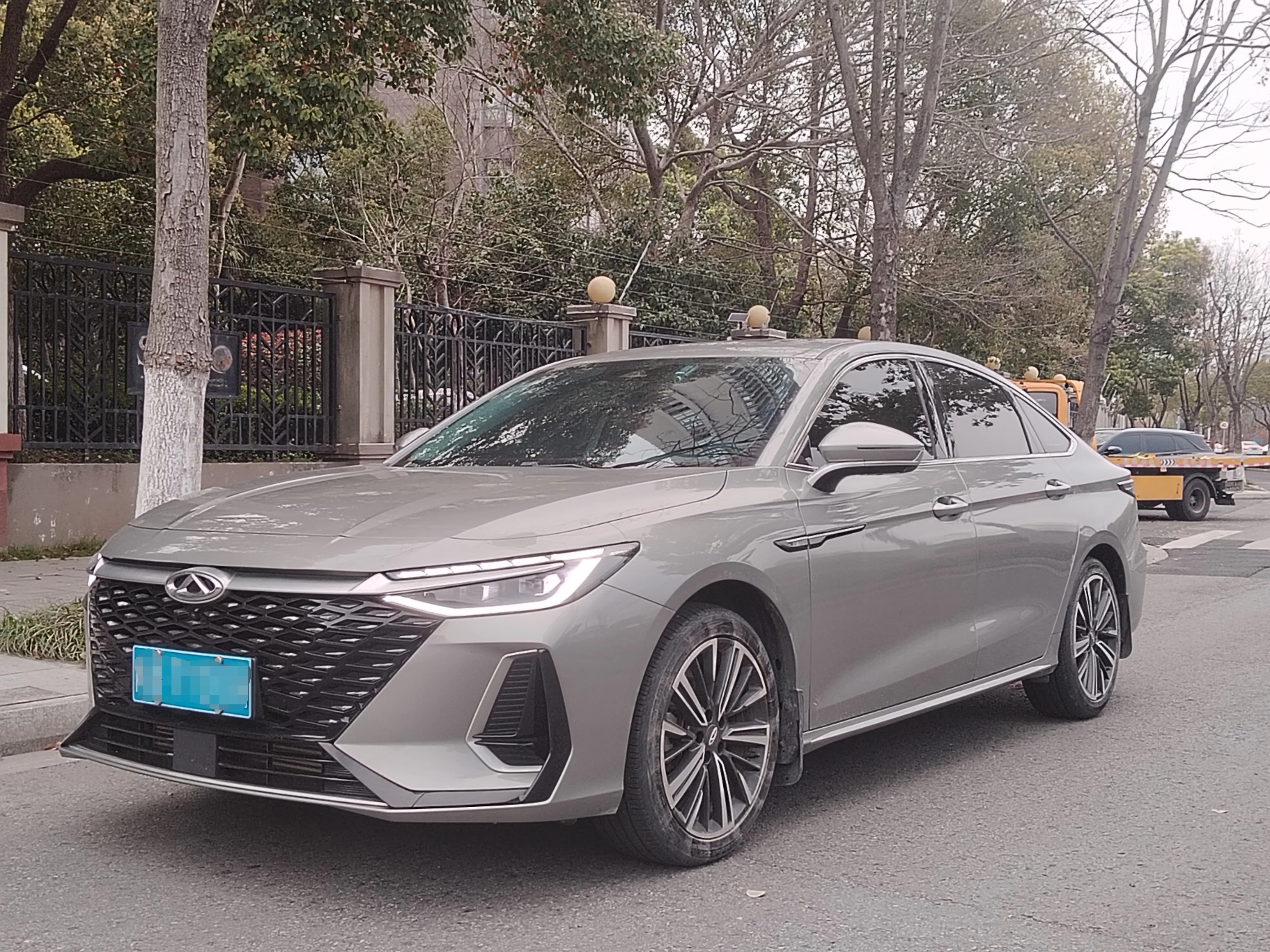 Chery Arrizo 8  из Китая