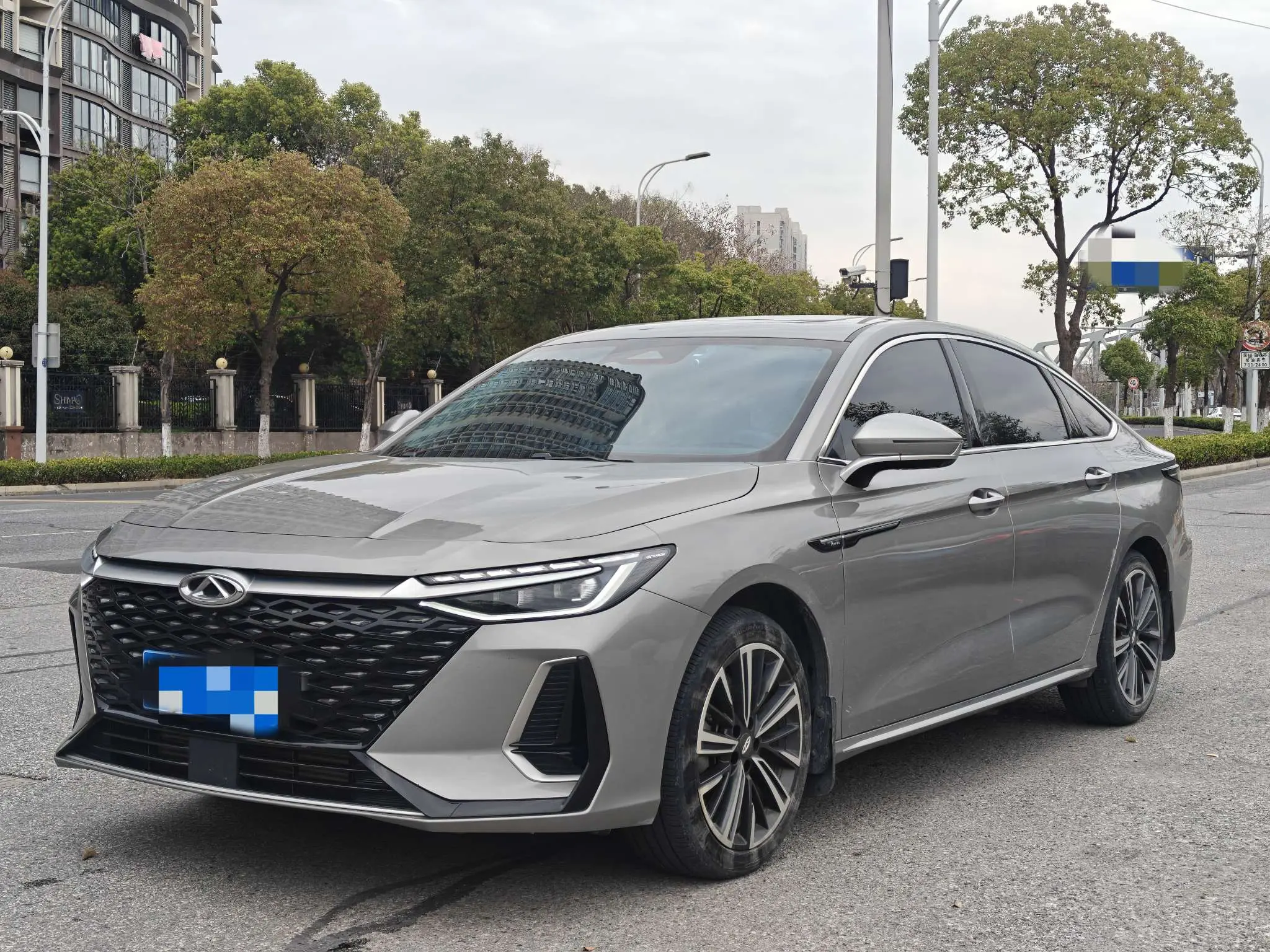 Chery Arrizo 8  из Китая