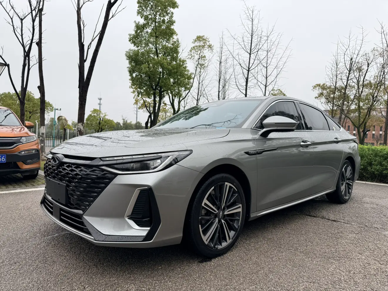 Chery Arrizo 8