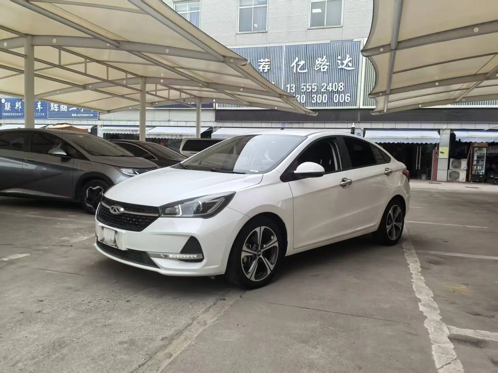 Chery Arrizo 5