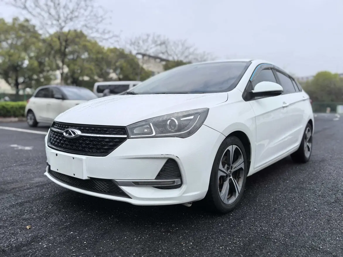 Chery Arrizo 5