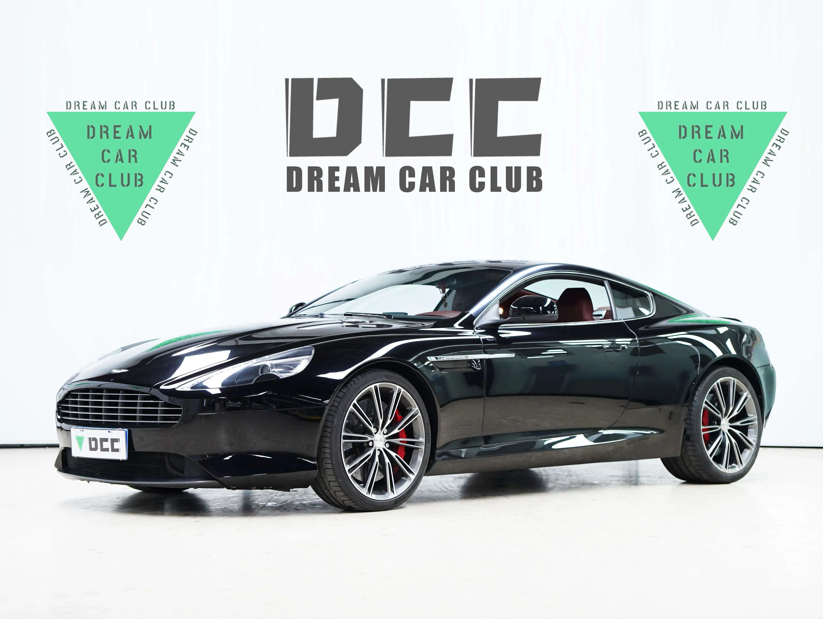 Aston Martin DB9