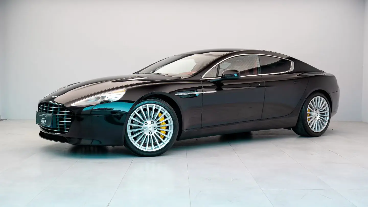 Aston Martin Rapide
