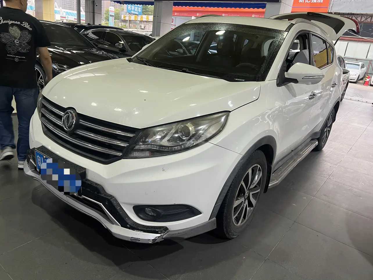 Dongfeng Fengon 580