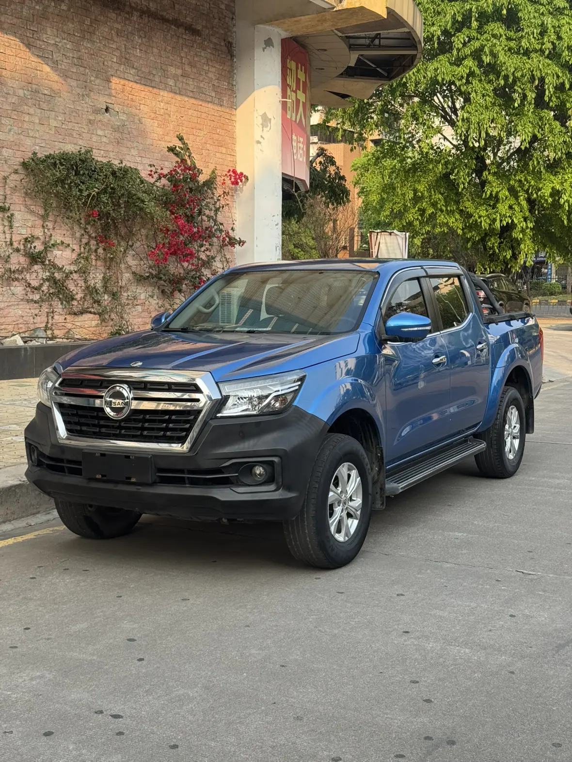 Dongfeng Ruiqi 6  из Китая