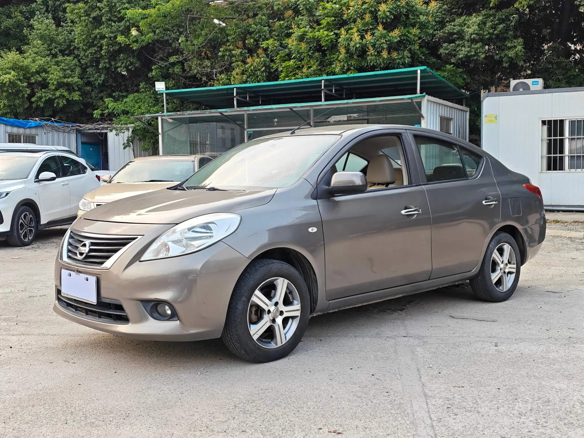 Nissan Sunlight