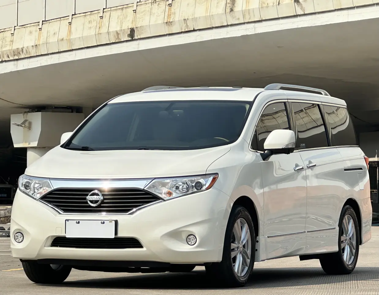 Nissan Nobleman