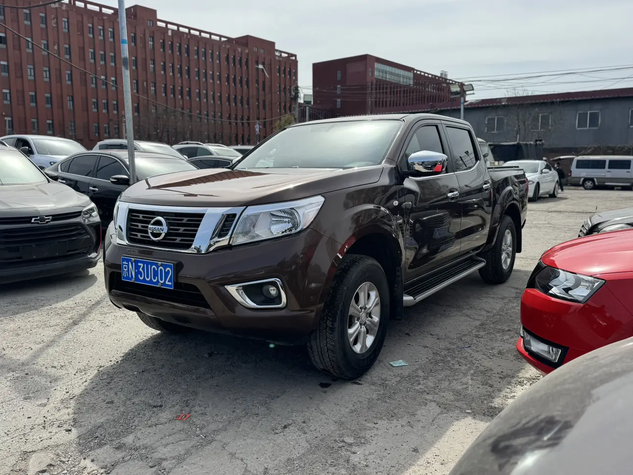 Nissan Navara  из Китая