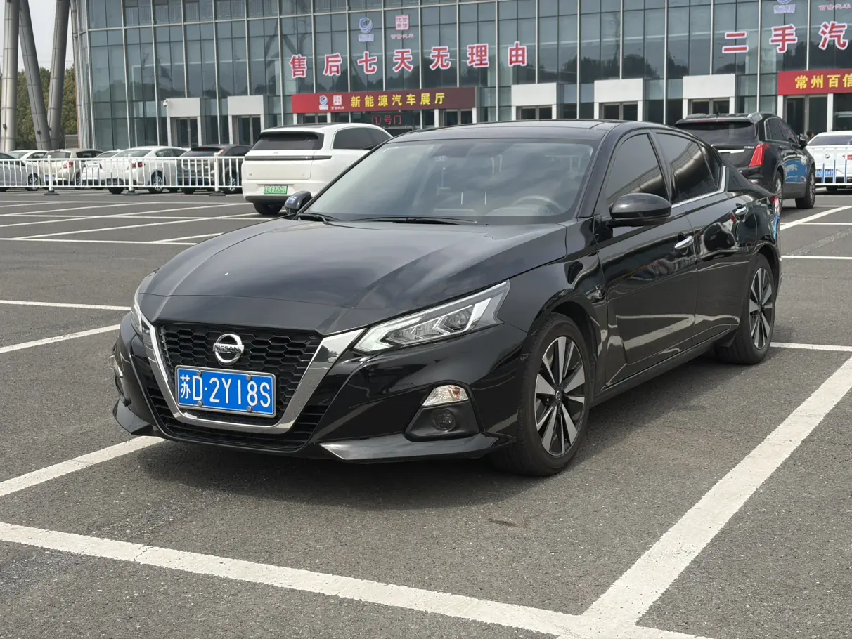 Nissan Altima