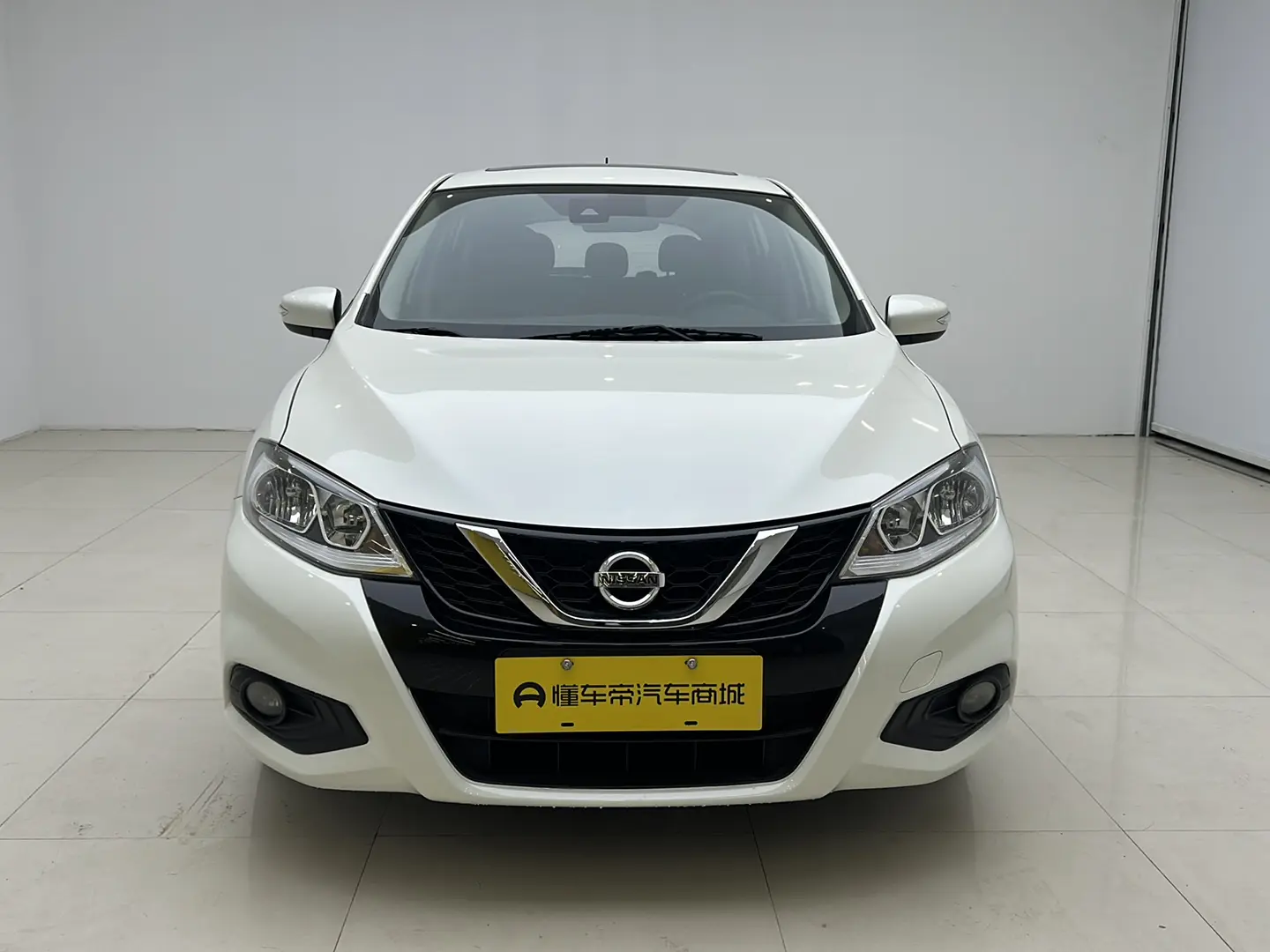 Nissan Tiida  из Китая