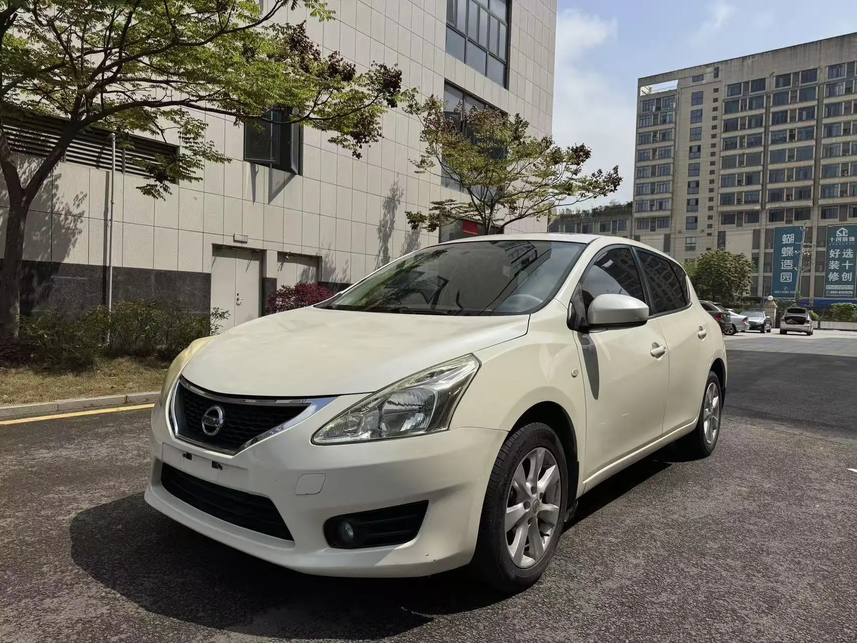 Nissan Tiida  из Китая