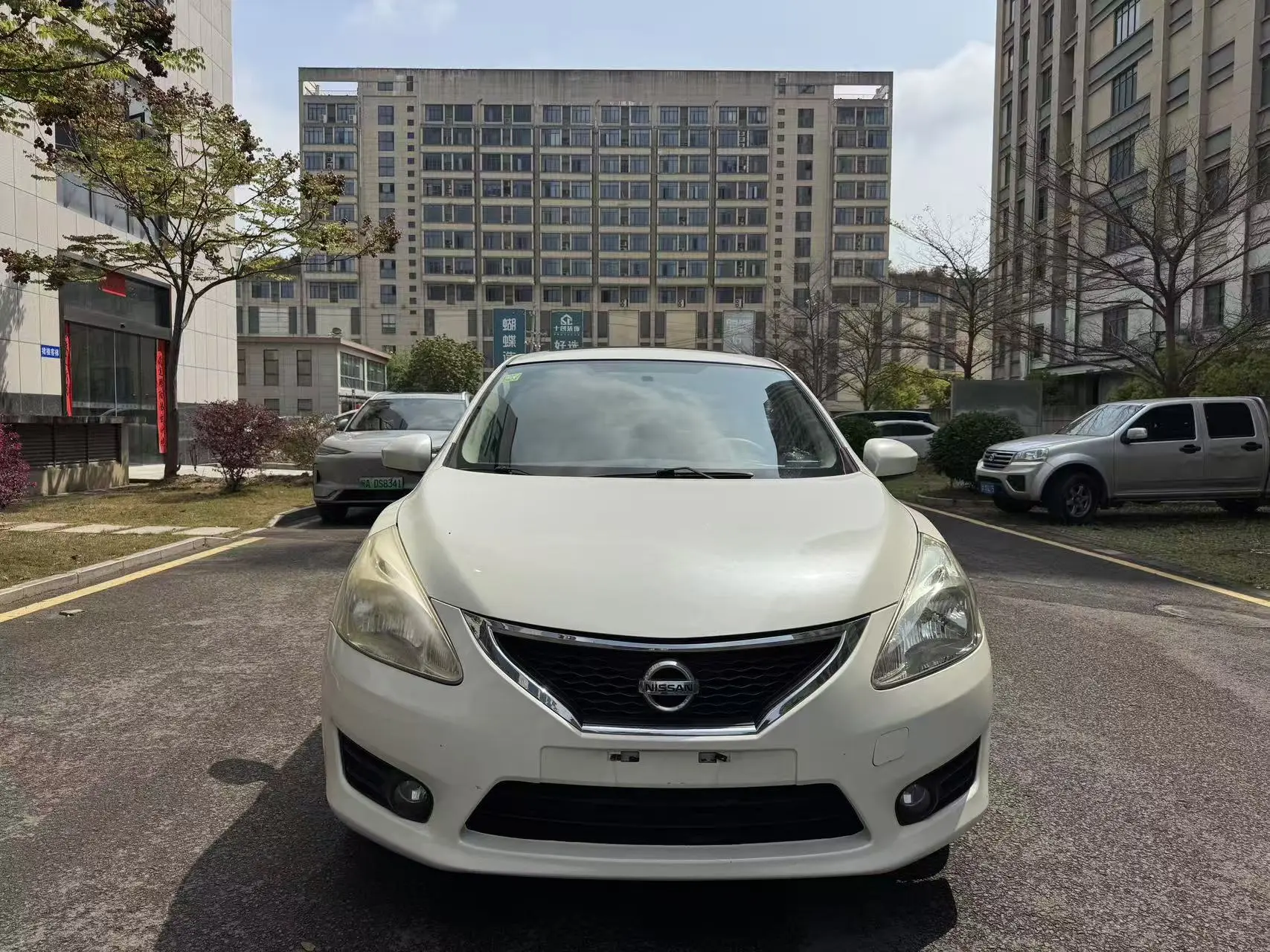 Nissan Tiida  из Китая