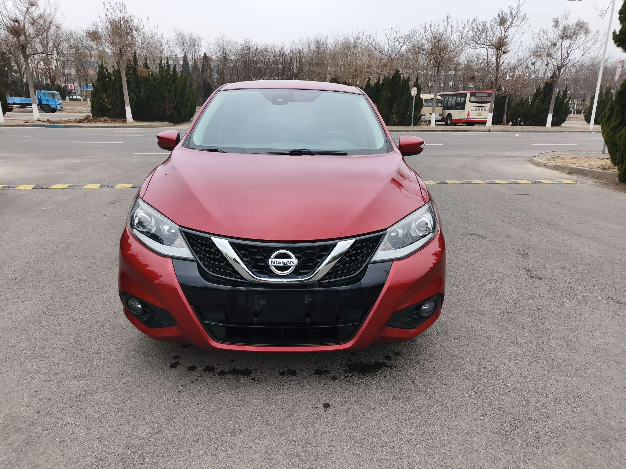 Nissan Tiida  из Китая