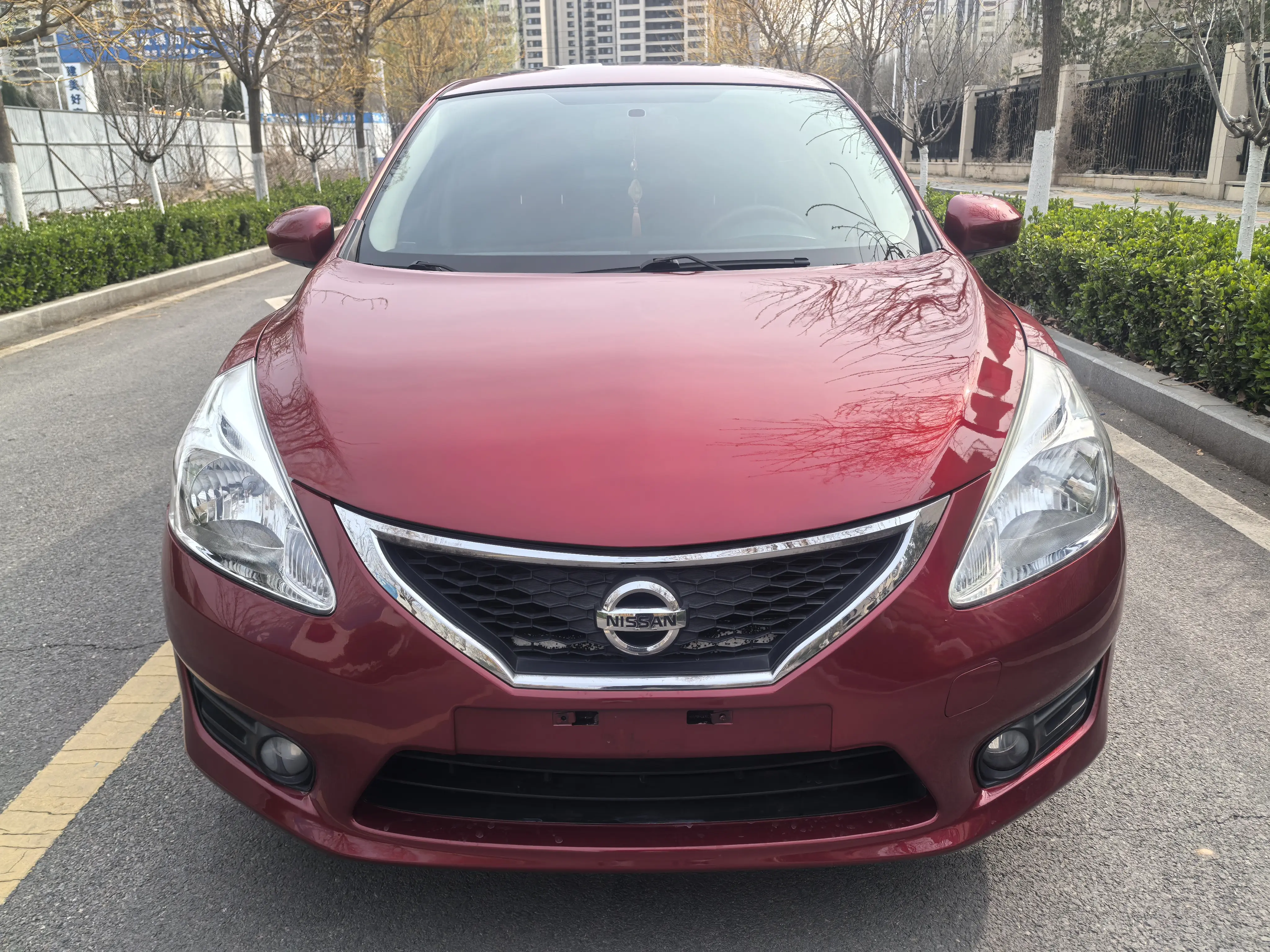 Nissan Tiida  из Китая