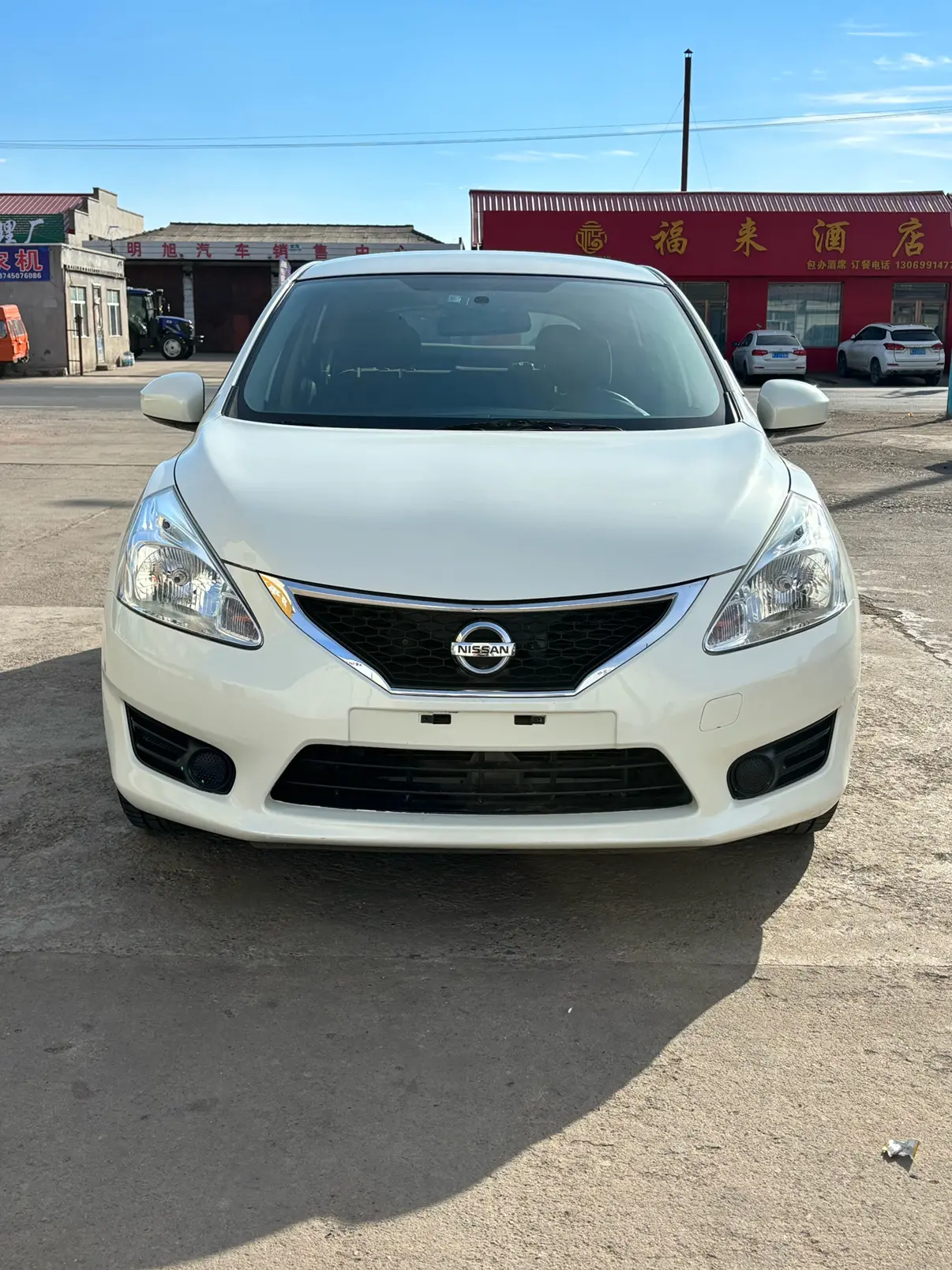 Nissan Tiida  из Китая