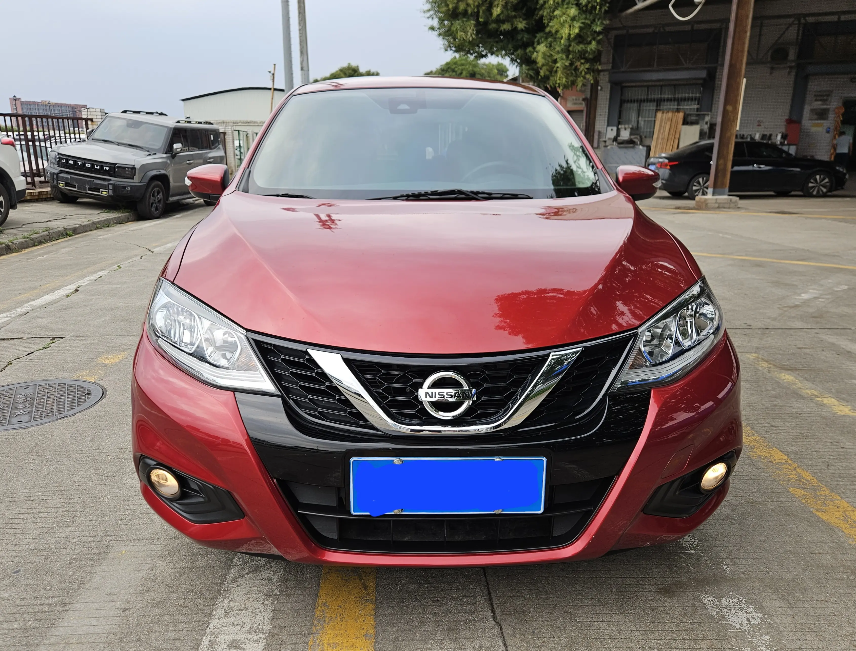 Nissan Tiida  из Китая