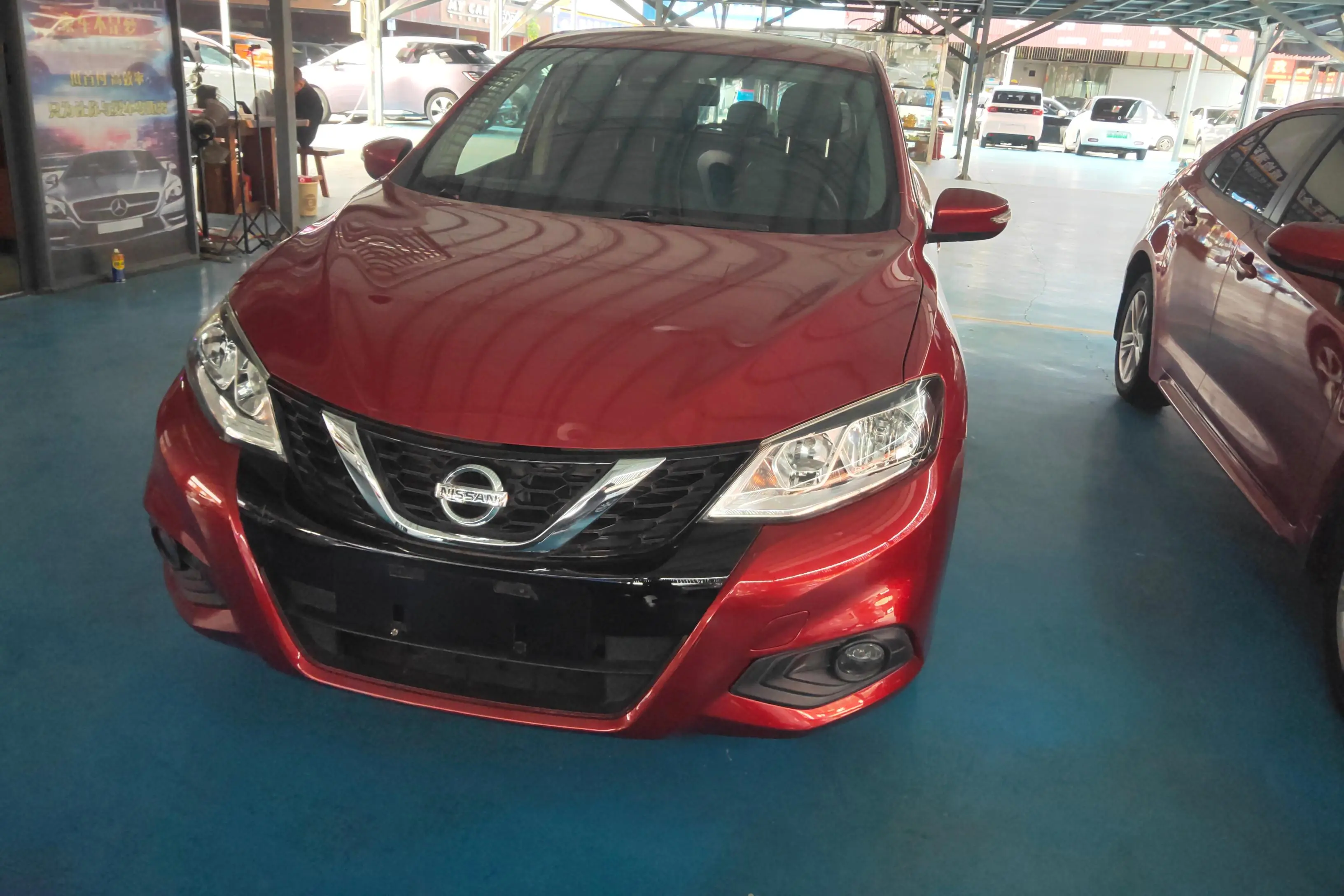 Nissan Tiida  из Китая