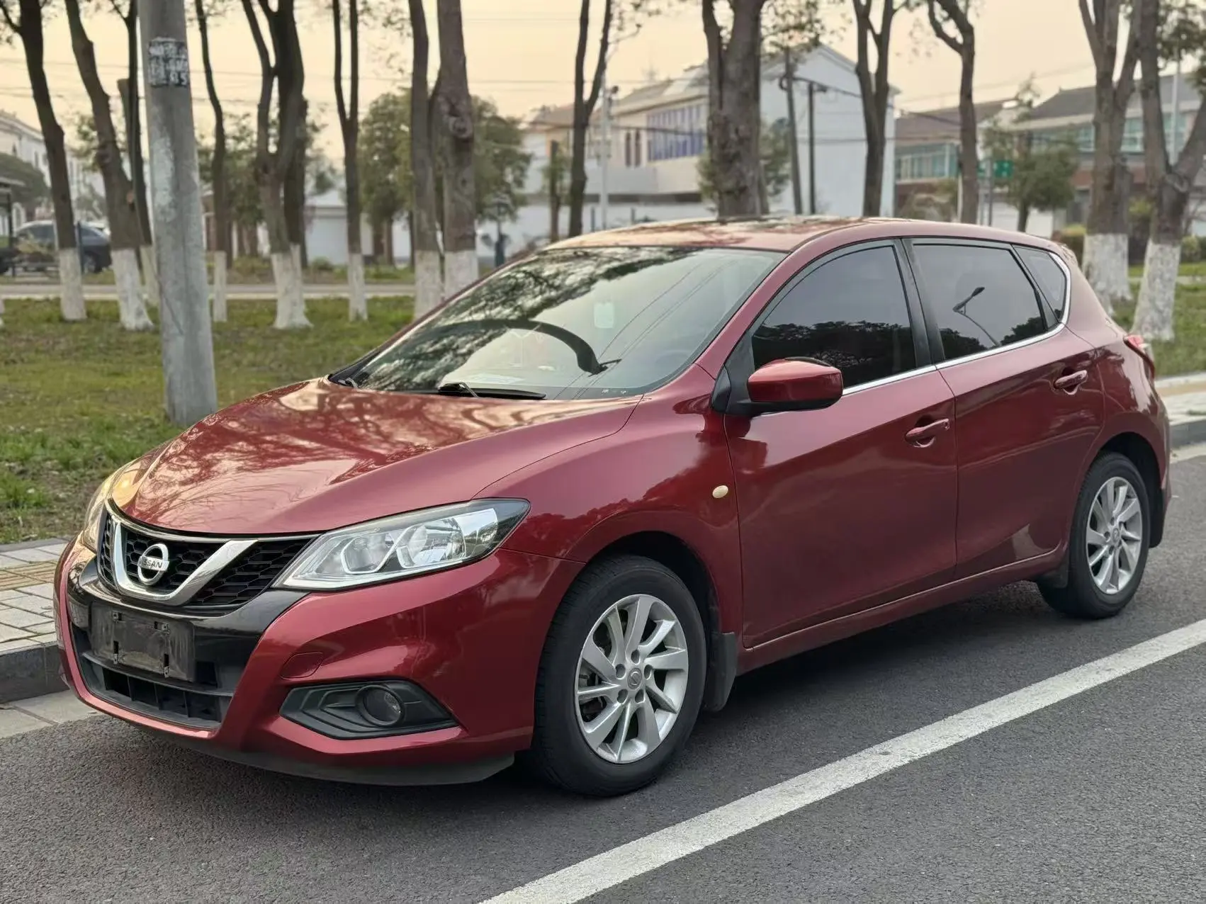 Nissan Tiida  из Китая