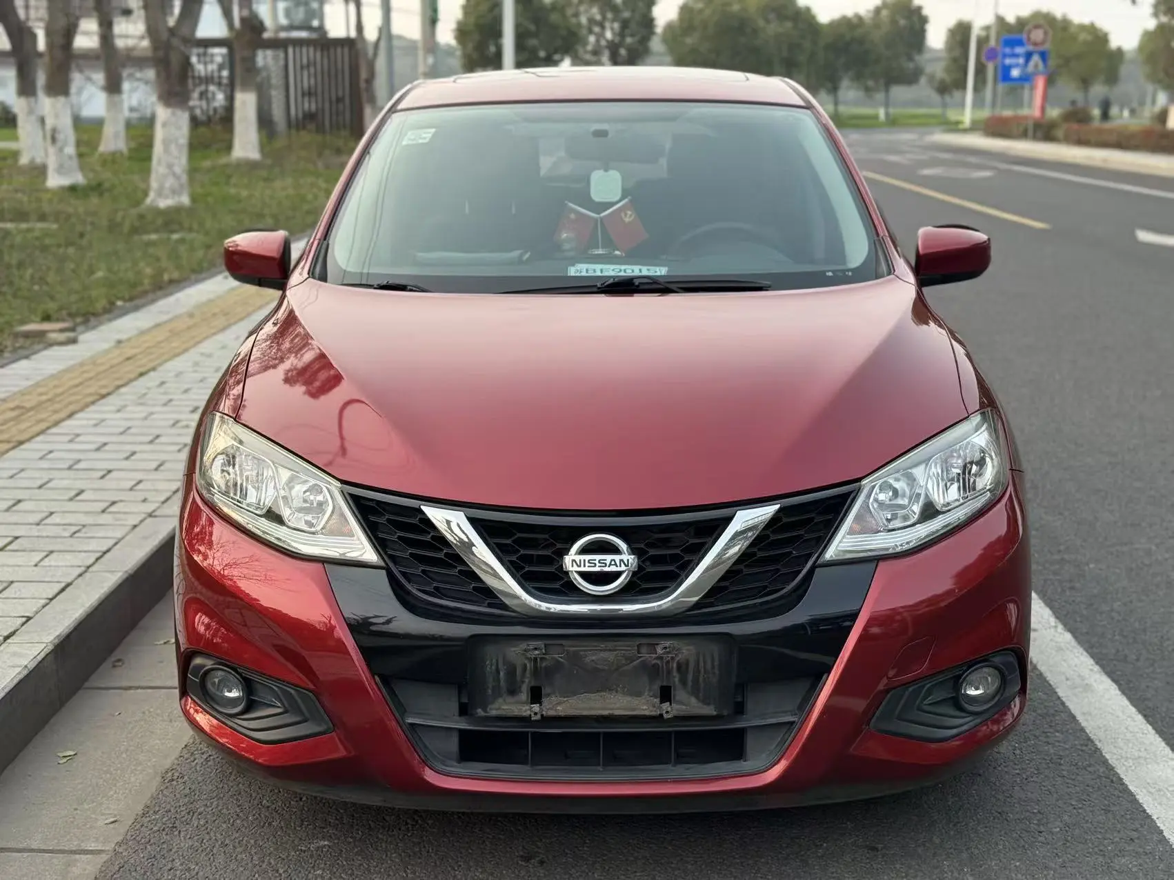 Nissan Tiida  из Китая