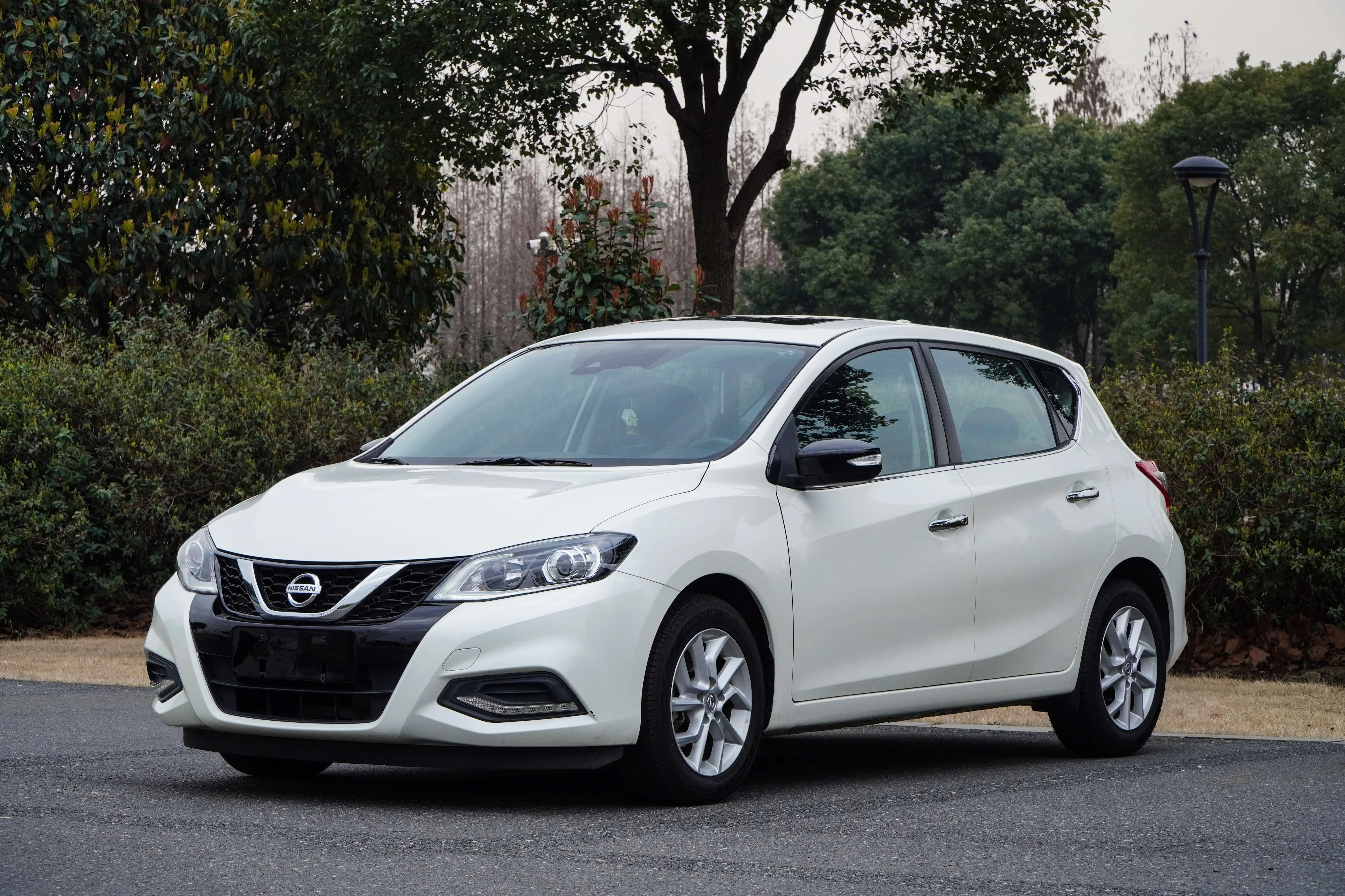 Nissan Tiida  из Китая