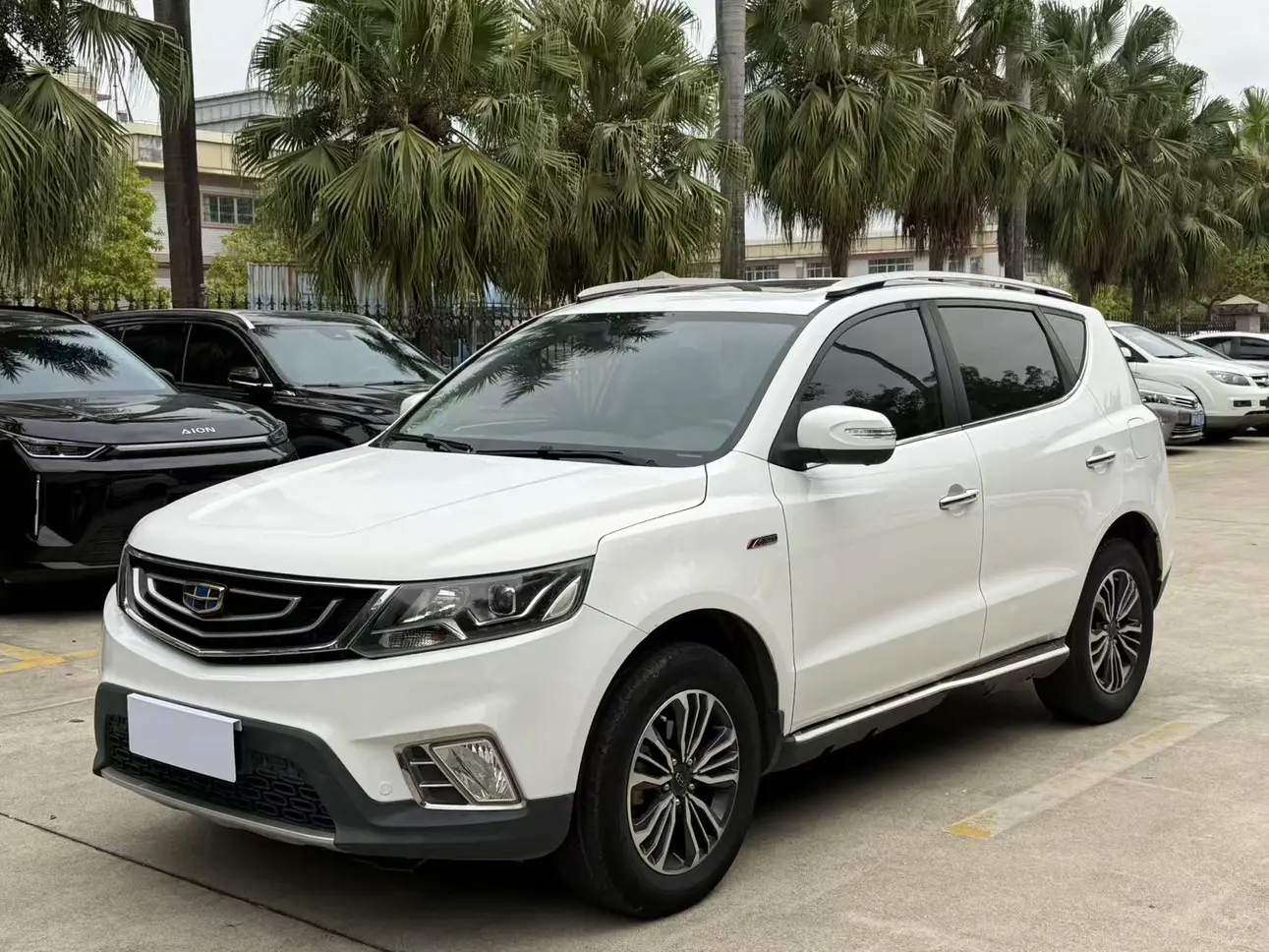 Geely Vision X6