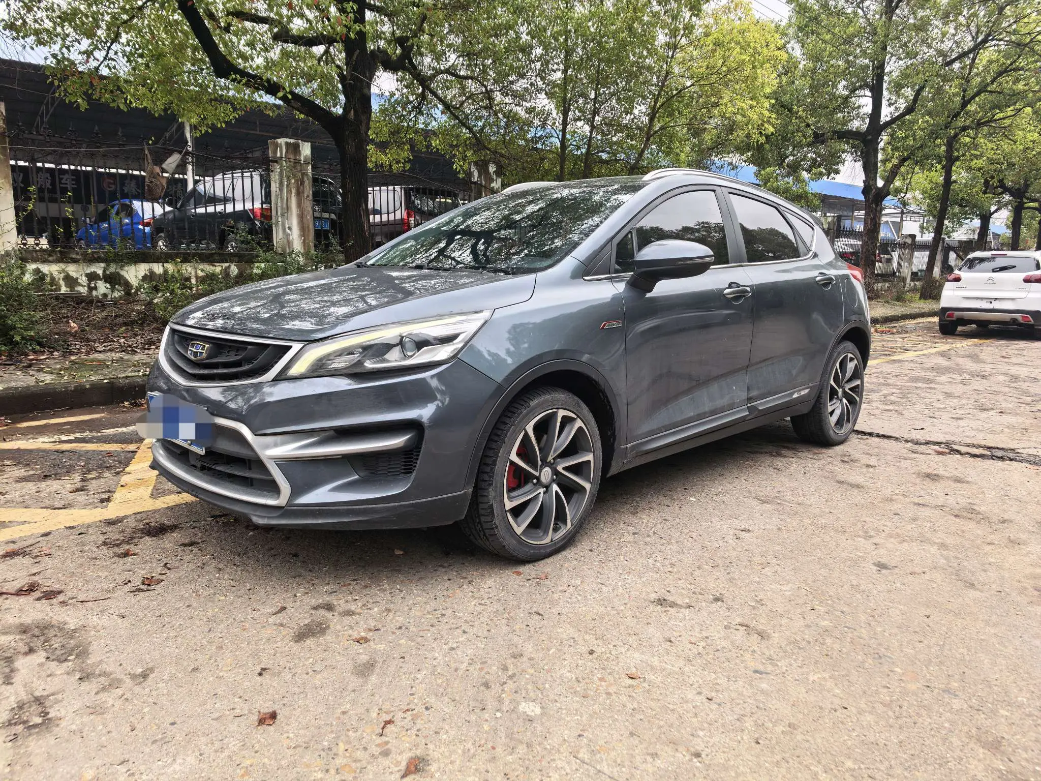Geely Emgrand GS