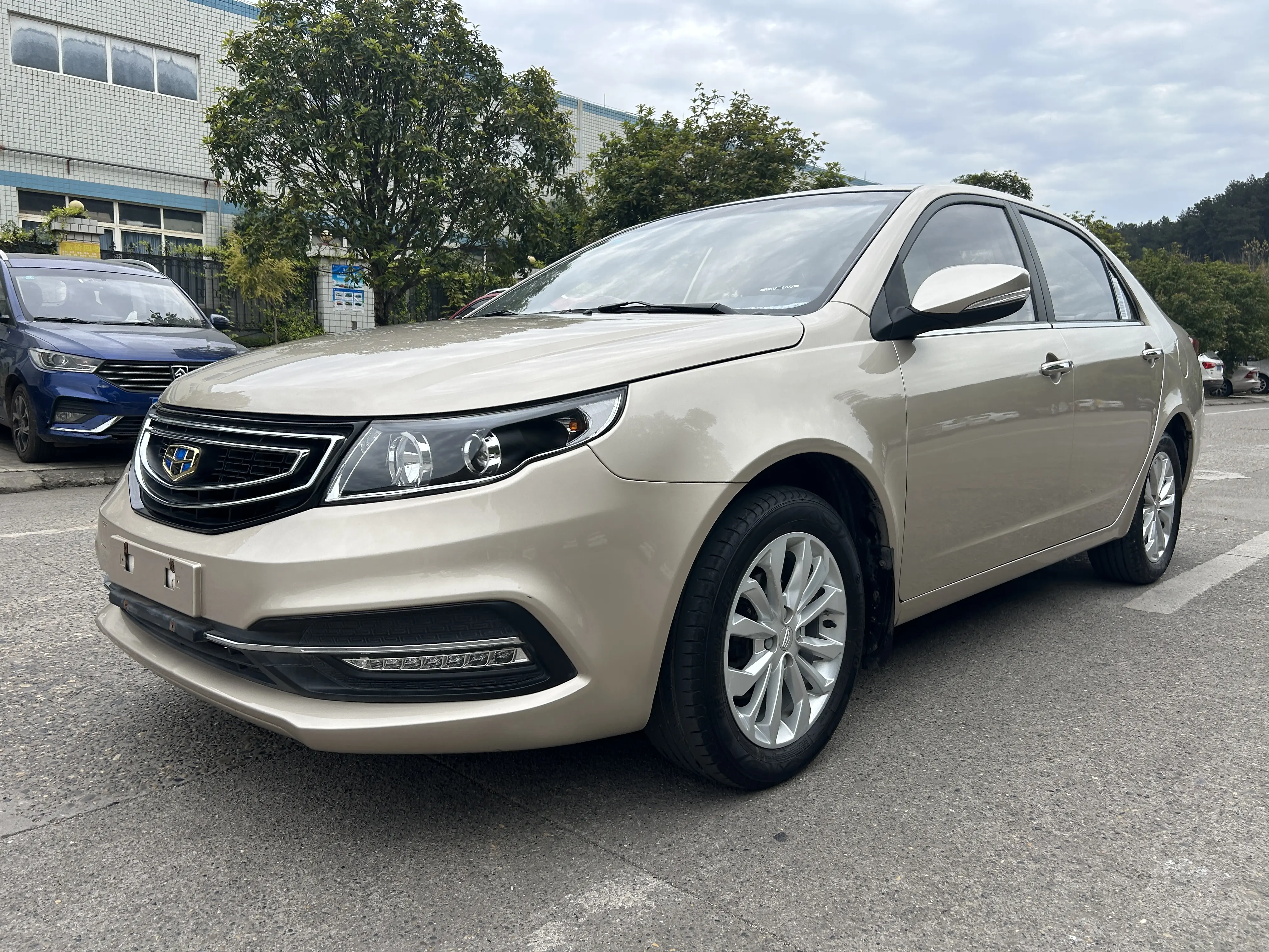Geely Vision