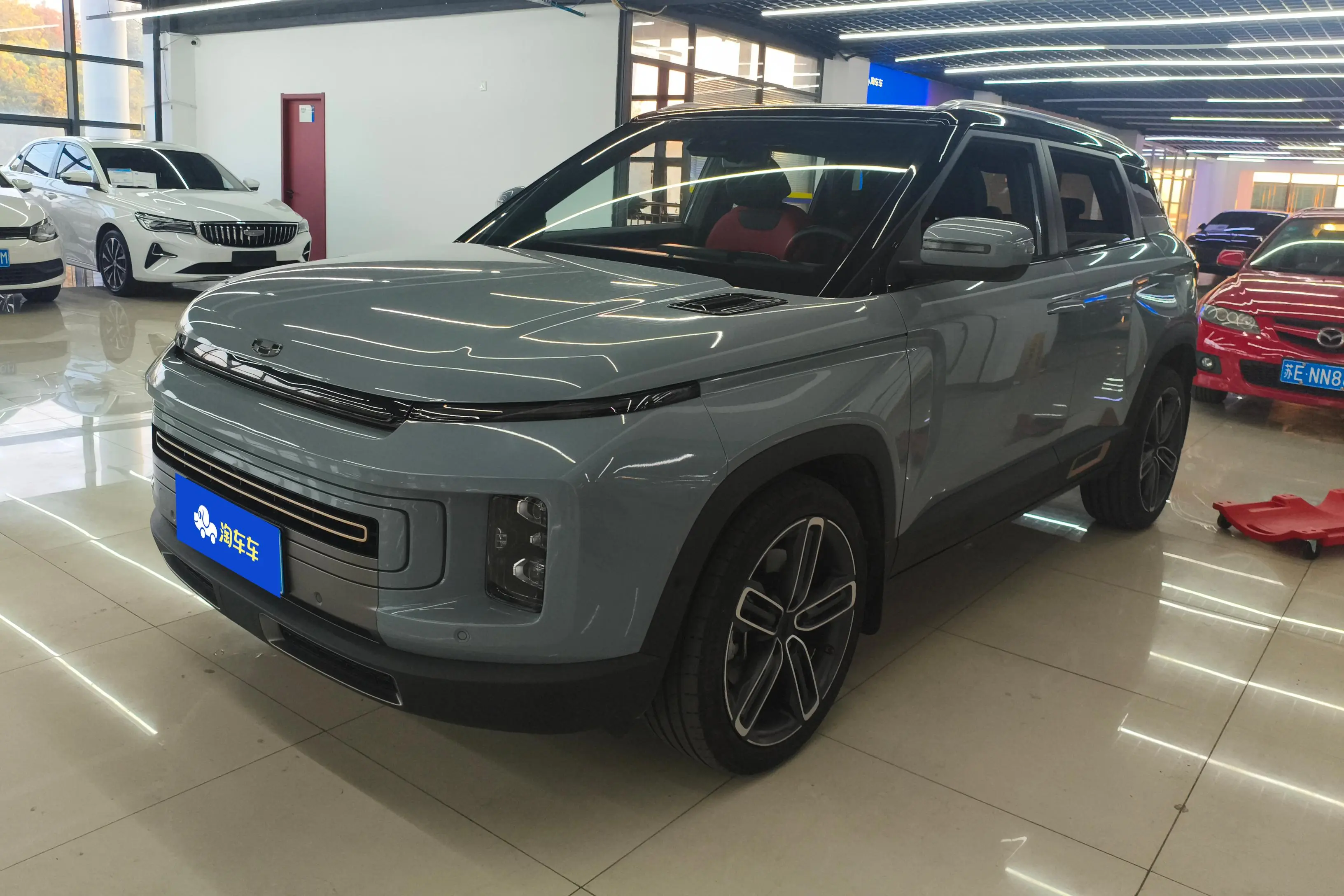 Geely ICON
