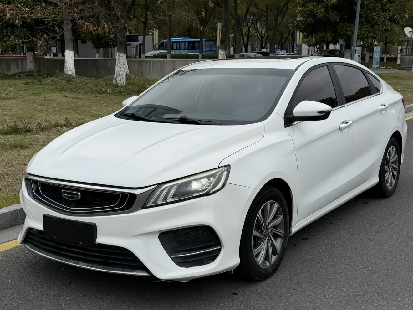 Geely Binrui  из Китая