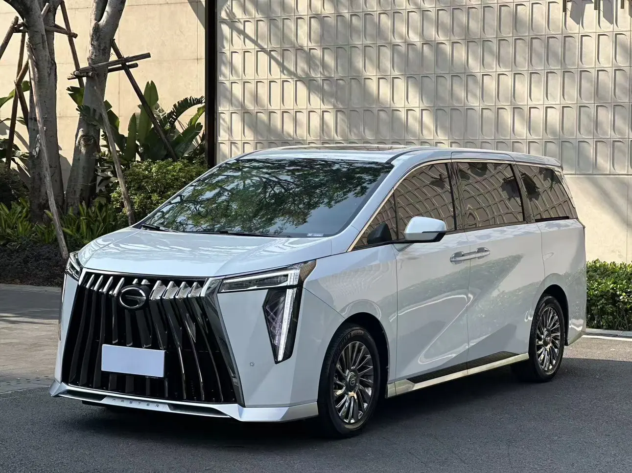GAC Trumpchi M8