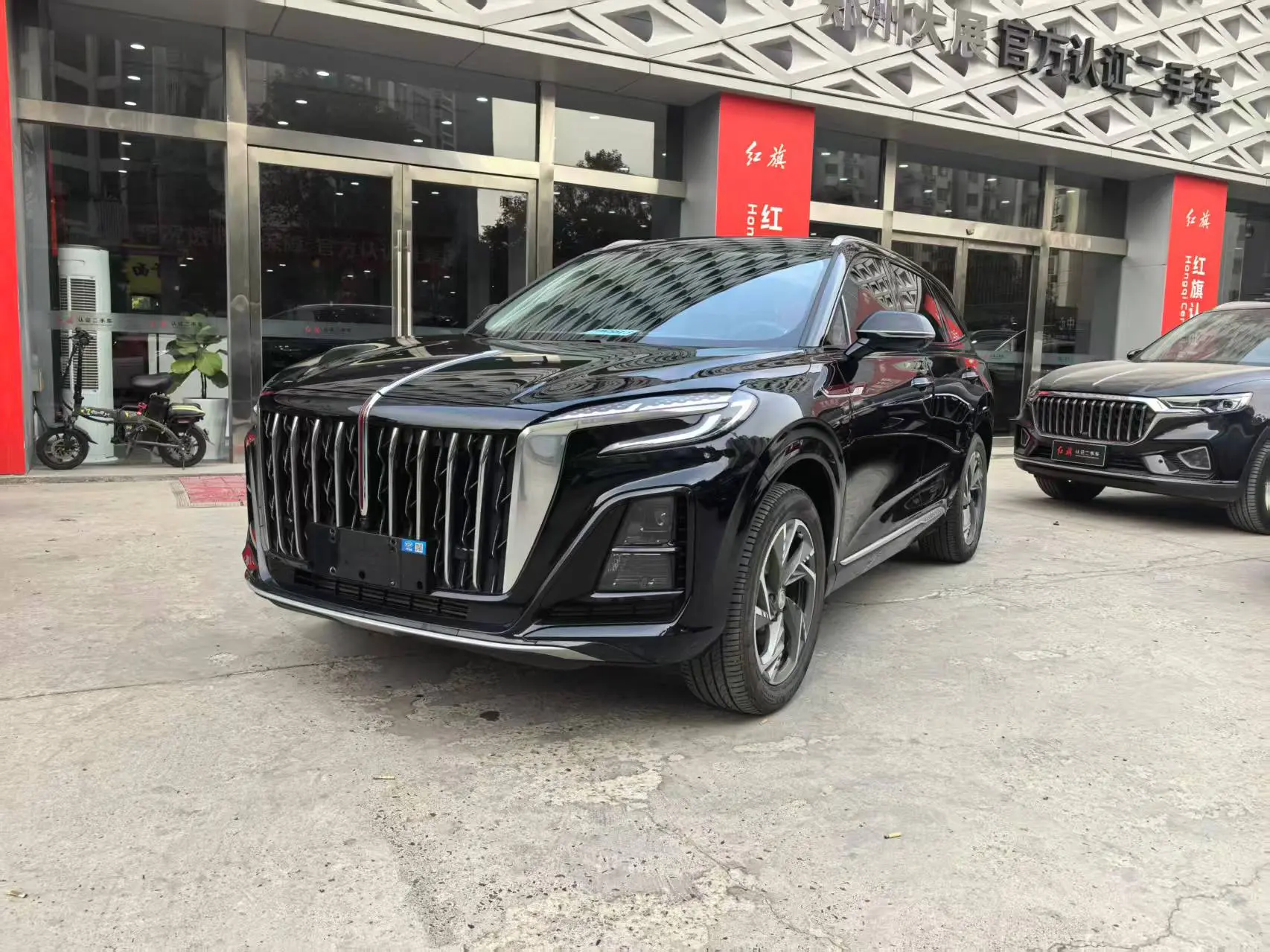 Hongqi HS3 PHEV  из Китая