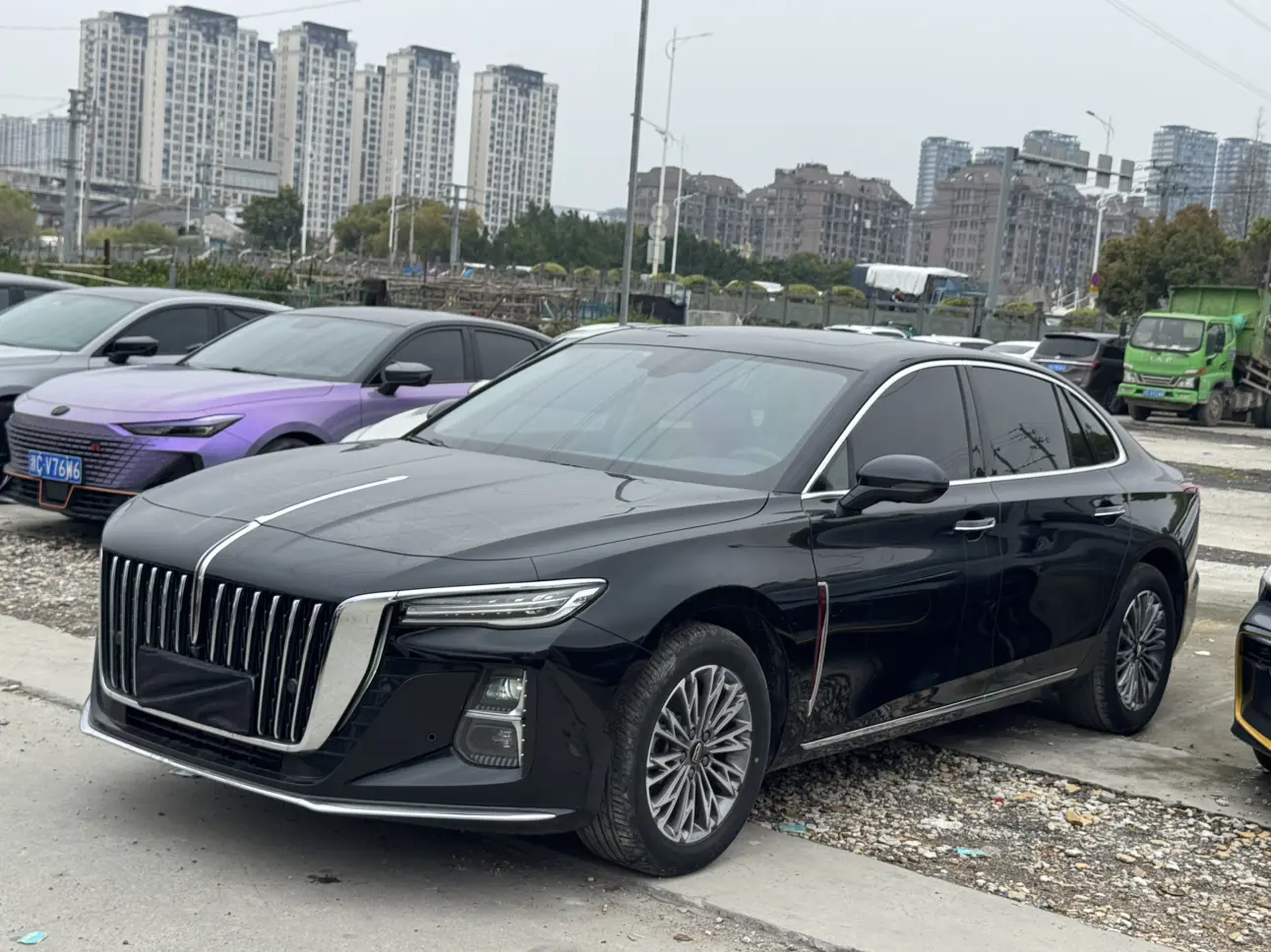 Hongqi H5
