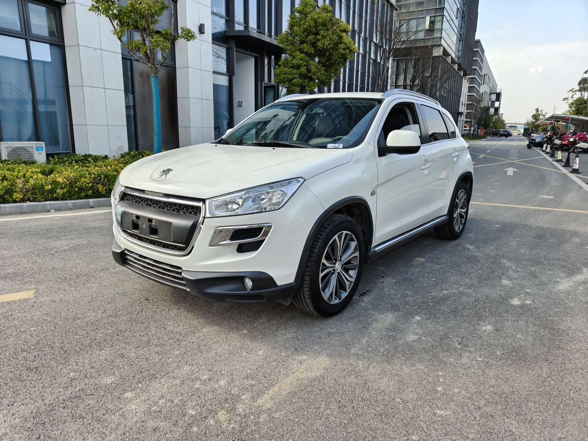 Peugeot 4008  из Китая