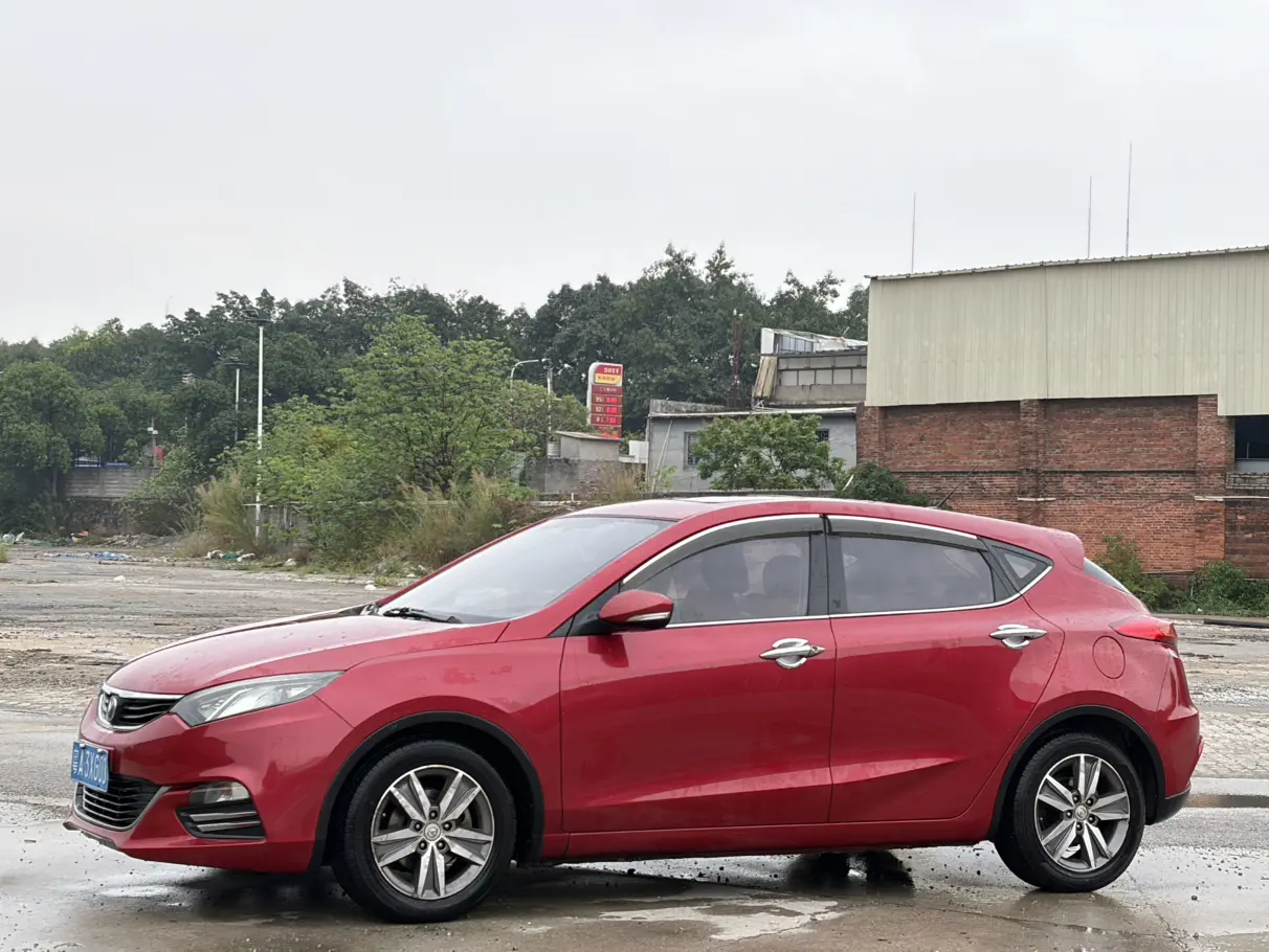 Changan Eado XT