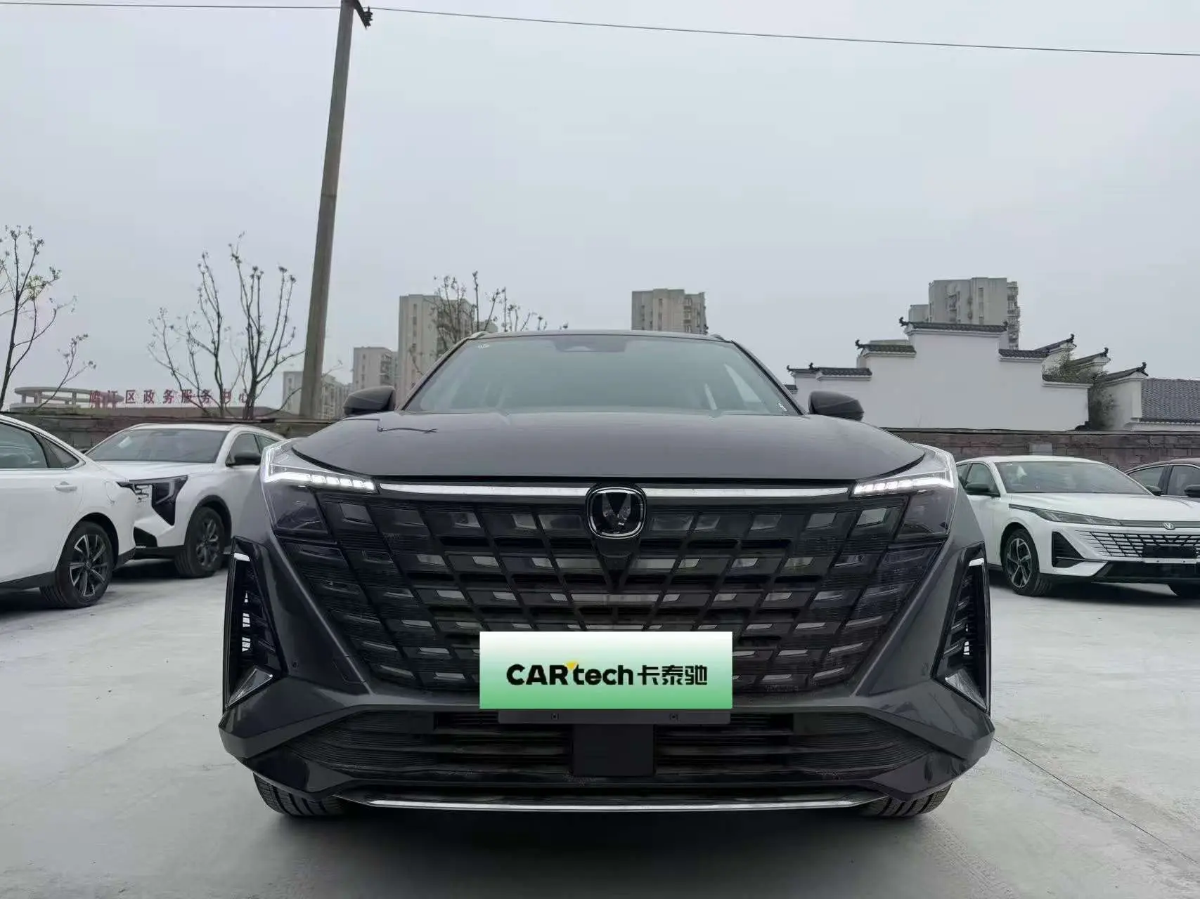 Changan UNI-Z PHEV  из Китая